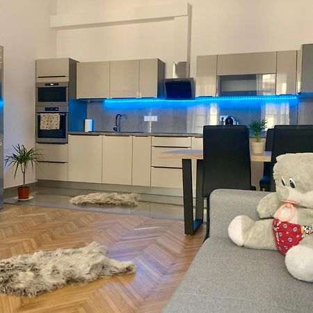Jasmine'S Residence Будапеща Екстериор снимка