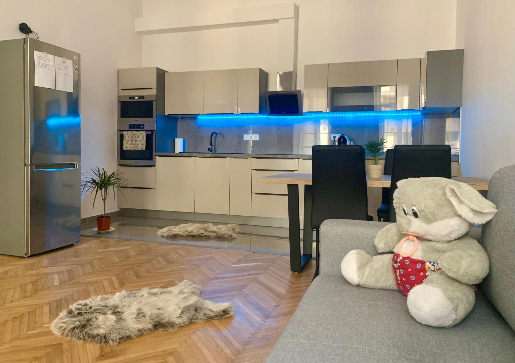 Jasmine'S Residence Будапеща Екстериор снимка